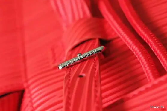 VUITTON MM LOUIS CHRISTOPHER 0522